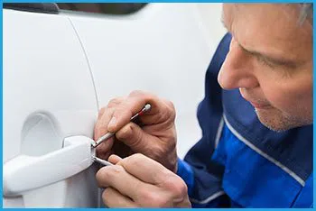 Lock Locksmith Services Hopkins, MN 952-563-9967 - 20-car-locksmith