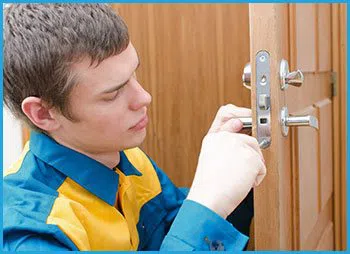 Lock Locksmith Services Hopkins, MN 952-563-9967 - 5-lock-opening