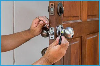 Lock Locksmith Services Hopkins, MN 952-563-9967 - 9-locks-change